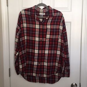 Plaid long sleeve button down shirt.